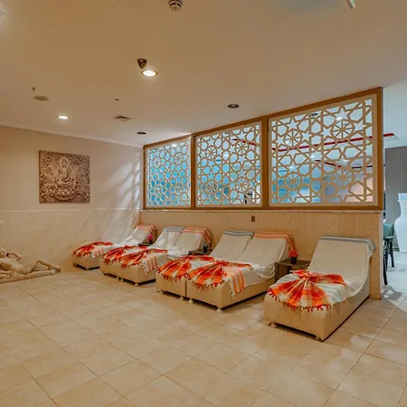 Q Ella Hotel