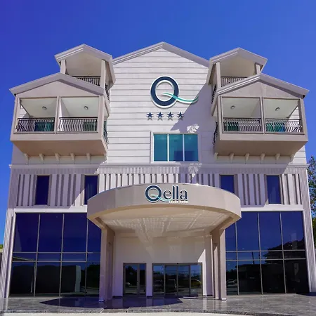 Hotel Q Ella Side
