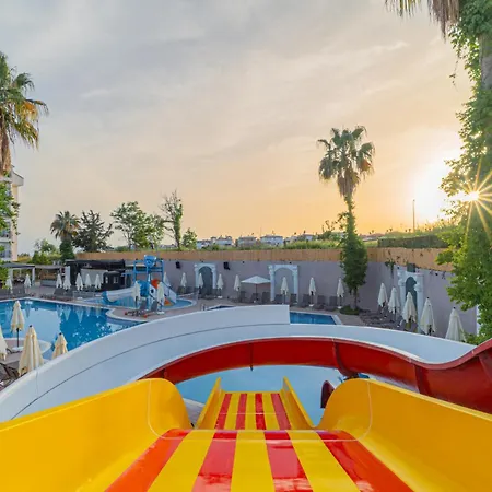 Q Ella Hotel 4*