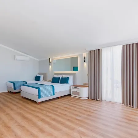 Hotel Q Ella 3*